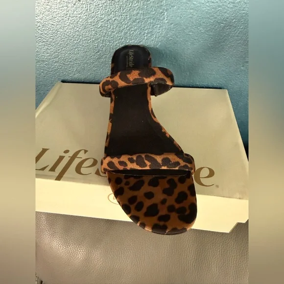 Women's Leopard Print Strappy Kitten Heel Sandals - Brown/Black Size 11 - Picture 3 of 6